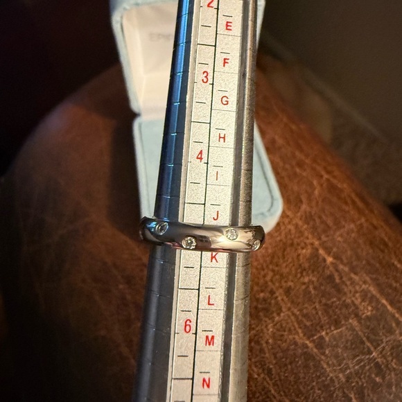 Vintage Epiphany Platinum-Plated Sterling Silver Engagement & Wedding Ring set - Picture 6 of 6